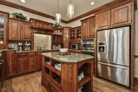 Kitchen - 3464 E Bluff Point Dr, Ozark, MO 65721 photo 3 of 17