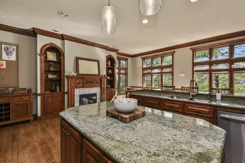 Kitchen - 3464 E Bluff Point Dr, Ozark, MO 65721 photo 5 of 17