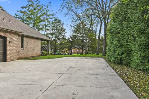 Exterior - 3464 E Bluff Point Dr, Ozark, MO 65721 photo 5 of 19