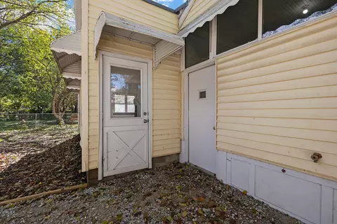 1909 E Cherry St Ct, Springfield, MO 65802 photo 35