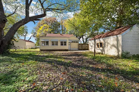 1909 E Cherry St Ct, Springfield, MO 65802 photo 38