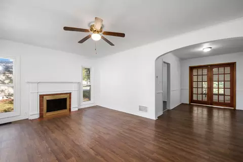 1909 E Cherry St Ct, Springfield, MO 65802 photo 10