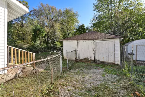 1902 N Missouri Ave, Springfield, MO 65803 photo 25