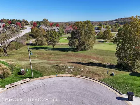 3182 W Bluffview St, Springfield, MO 65810 photo 7