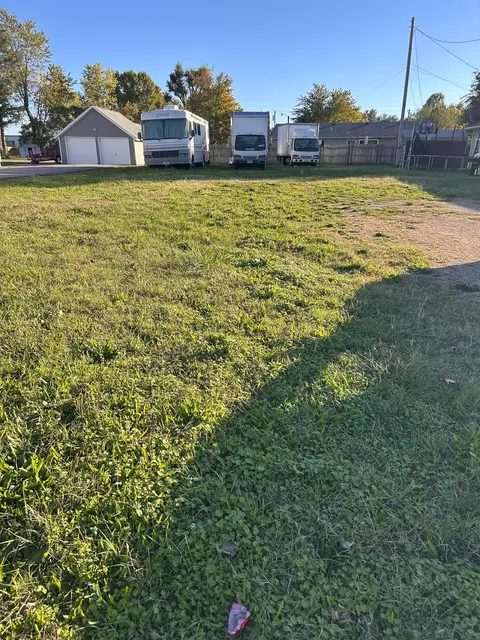 510 W Fairview Ave, Carthage, MO 64836