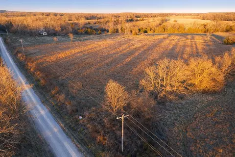 000 Wolfe Dr, Mountain Grove, MO 65711 photo 5