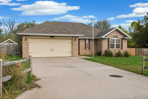 612 S Sarah Ct, Willard, MO 65781 photo 3