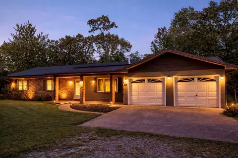 13705 Hawksbill Dr, Dixon, MO 65459