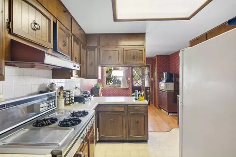 Kitchen - 25275 Riverside Ln, Shell Knob, MO 65747 photo 2 of 5