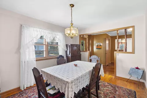 Dining - 25275 Riverside Ln, Shell Knob, MO 65747 photo 2 of 2
