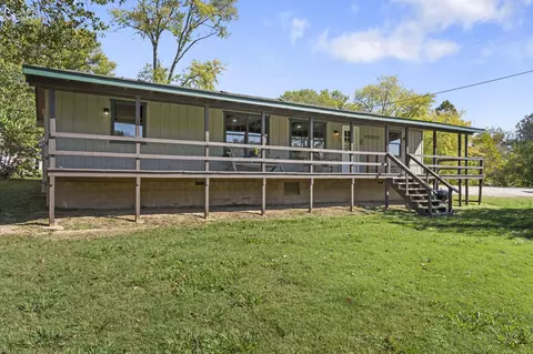 Exterior - 425 Edgewater Beach Cir, Forsyth, MO 65653 photo 2 of 4