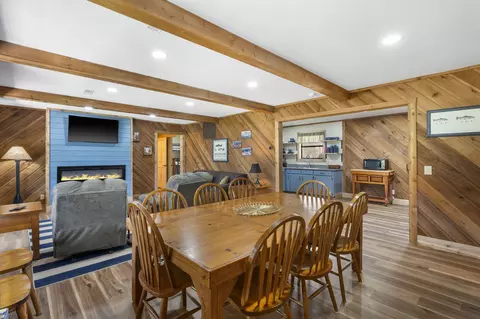 Dining - 425 Edgewater Beach Cir, Forsyth, MO 65653 photo 2 of 2