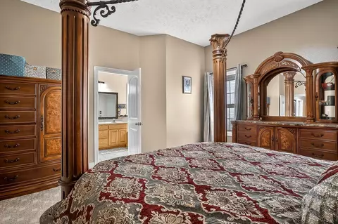 Bedroom - 1100 Chicory Ln, Aurora, MO 65605 photo 2 of 6