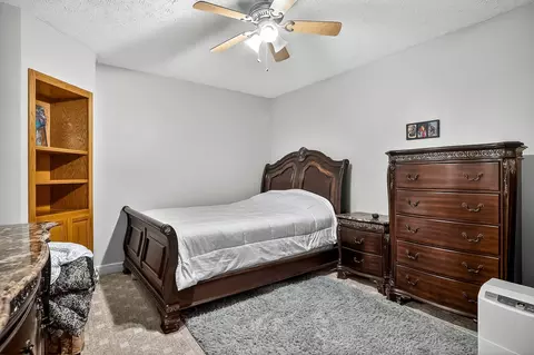 Bedroom - 1100 Chicory Ln, Aurora, MO 65605 photo 6 of 6