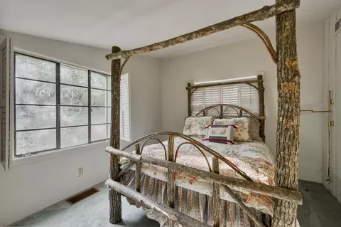 Bedroom - 2801 S Lone Pine Ave, Springfield, MO 65804 photo 9 of 10