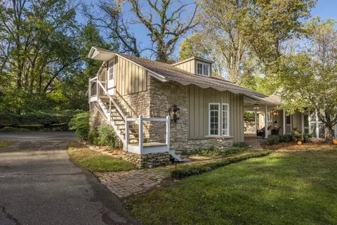 Exterior - 2801 S Lone Pine Ave, Springfield, MO 65804 photo 18 of 40
