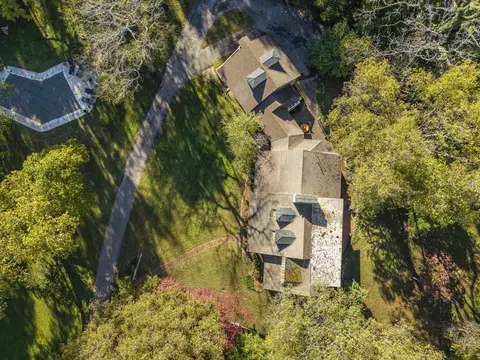 View/Area - 2801 S Lone Pine Ave, Springfield, MO 65804 photo 5 of 13