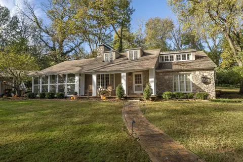 Exterior - 2801 S Lone Pine Ave, Springfield, MO 65804 photo 35 of 40