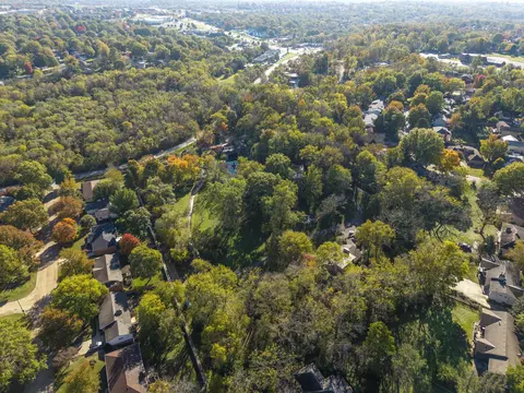 View/Area - 2801 S Lone Pine Ave, Springfield, MO 65804 photo 7 of 13