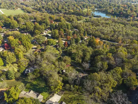 View/Area - 2801 S Lone Pine Ave, Springfield, MO 65804 photo 10 of 13