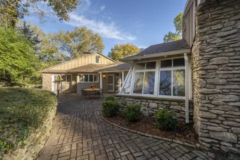 Exterior - 2801 S Lone Pine Ave, Springfield, MO 65804 photo 15 of 40