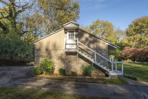 Exterior - 2801 S Lone Pine Ave, Springfield, MO 65804 photo 17 of 40