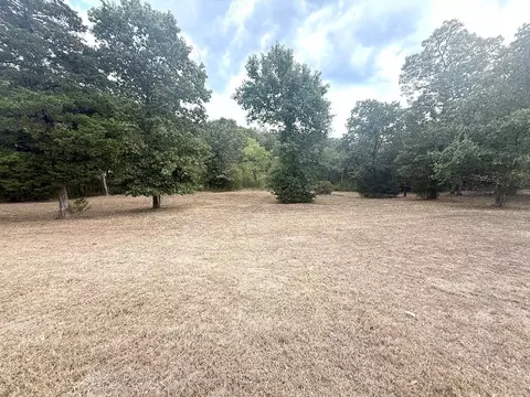 121 Ranch Rd, Saddlebrooke, MO 65630