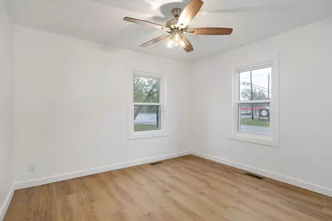 501 N Main St, Nixa, MO 65714 photo 8
