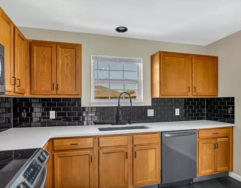 Kitchen - 141 Knowledge Ave #C, Branson, MO 65616 photo 1 of 2