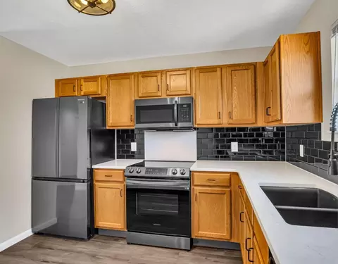 Kitchen - 141 Knowledge Ave #C, Branson, MO 65616 photo 2 of 2
