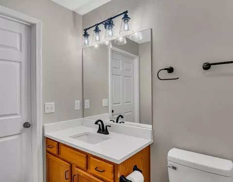 Bath - 141 Knowledge Ave #C, Branson, MO 65616 photo 1 of 3