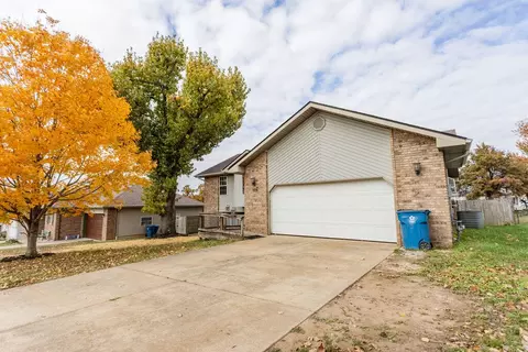 709 E Bryant Ave, Ozark, MO 65721 photo 24