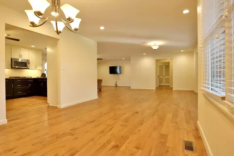 1964 S Luster Ave, Springfield, MO 65804 photo 7