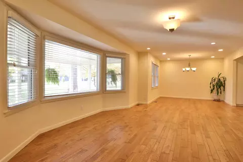 1964 S Luster Ave, Springfield, MO 65804 photo 5