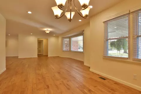 1964 S Luster Ave, Springfield, MO 65804 photo 6
