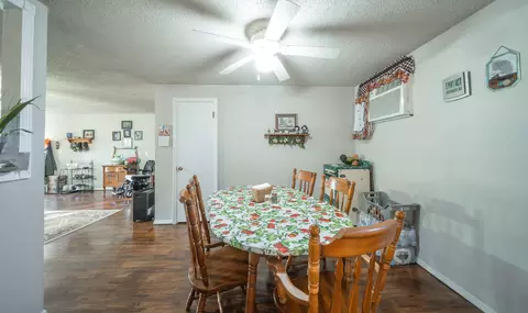 Dining - 6601 County Line Rd, Graff, MO 65660 photo 2 of 2