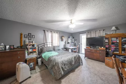 Bedroom - 6601 County Line Rd, Graff, MO 65660 photo 3 of 5