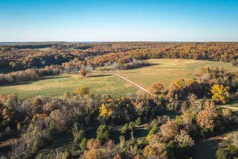 View/Area - 6601 County Line Rd, Graff, MO 65660 photo 8 of 18