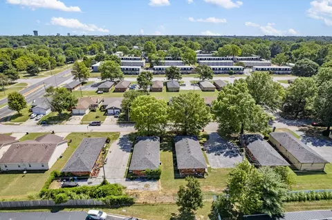 1021 S Lexington Ave, Springfield, MO 65802