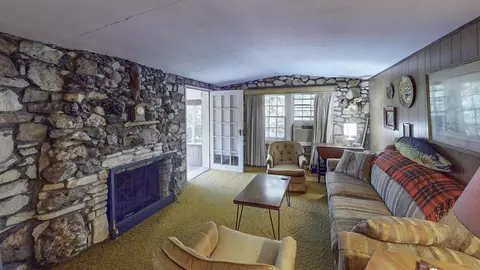 Living - 227 Cedar Point Rd, Forsyth, MO 65653 photo 2 of 3