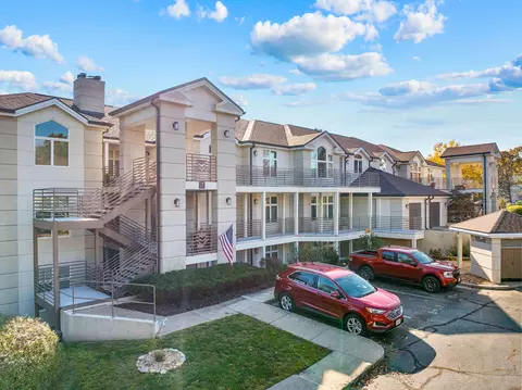 120 Oxford Dr #13, Branson, MO 65616