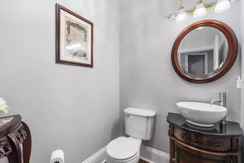 Bath - 229 Grand Pointe, Branson, MO 65616 photo 2 of 6