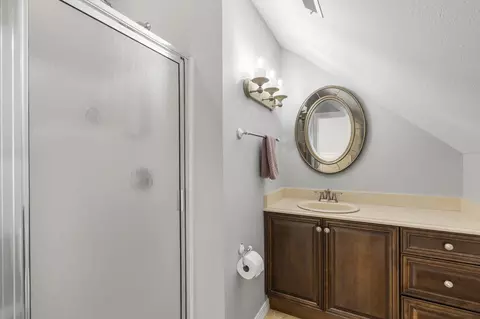 Bath - 229 Grand Pointe, Branson, MO 65616 photo 6 of 6