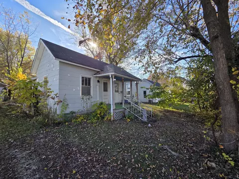 807 E 1st St, Salem, MO 65560 photo 1