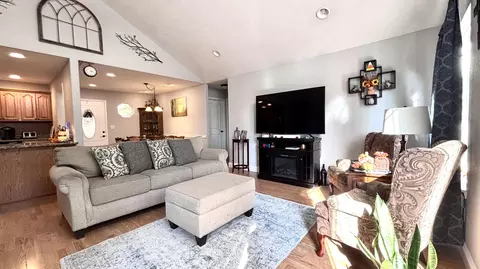 Living - 22 Old Southern Rd, Branson, MO 65616 photo 1 of 4
