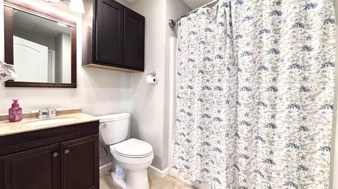 Bath - 22 Old Southern Rd, Branson, MO 65616 photo 4 of 5