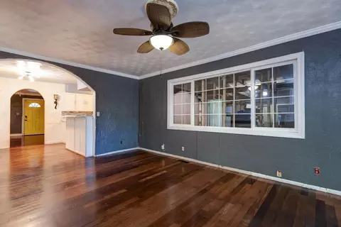 Living - 1702 S Oak Grove Ave, Springfield, MO 65804 photo 7 of 7