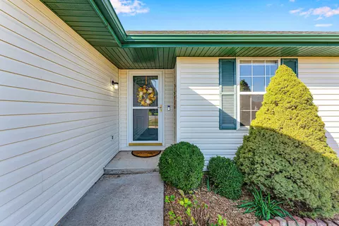 405 N Deer Run, Willard, MO 65781 photo 4