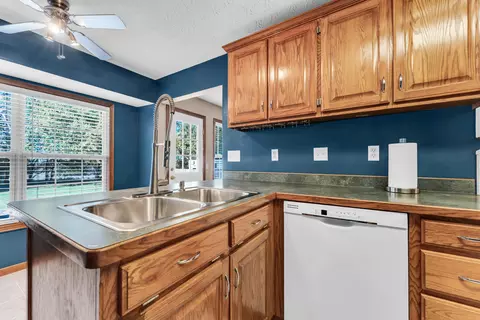 405 N Deer Run, Willard, MO 65781 photo 12