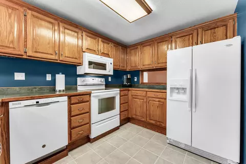 405 N Deer Run, Willard, MO 65781 photo 13